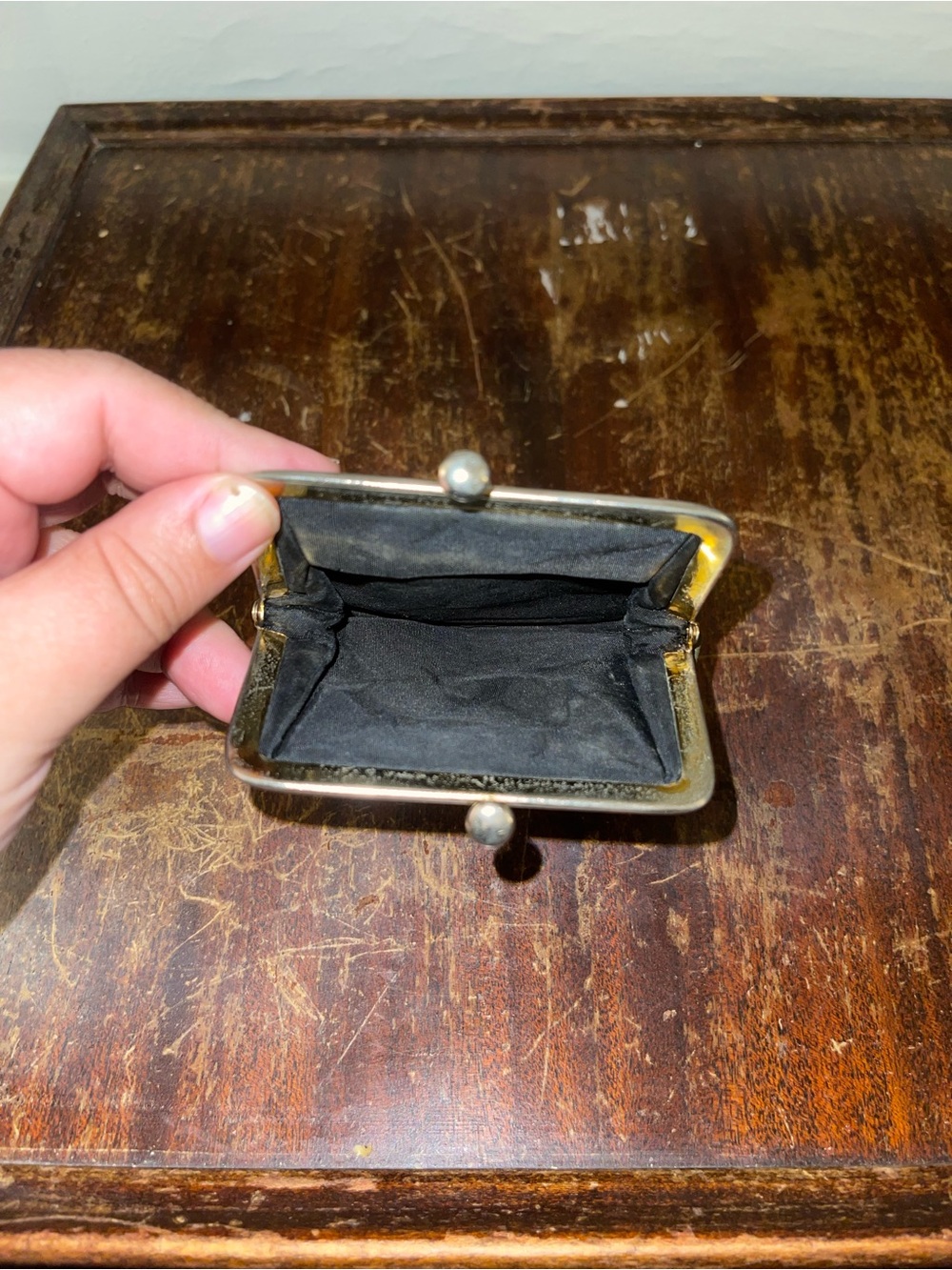 Olive Green Leather Vintage Kiss-Lock Coin Purse - Picture 3 of 3
